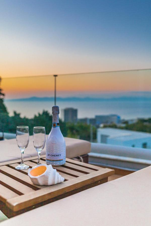 Flyviewflatsgold Privatehottub With Seaview Lägenhet Ixia  Exteriör bild
